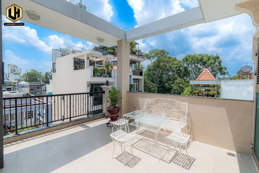 Luxury Home Sai Gon 2 Ho Chi Minh City Bagian luar foto